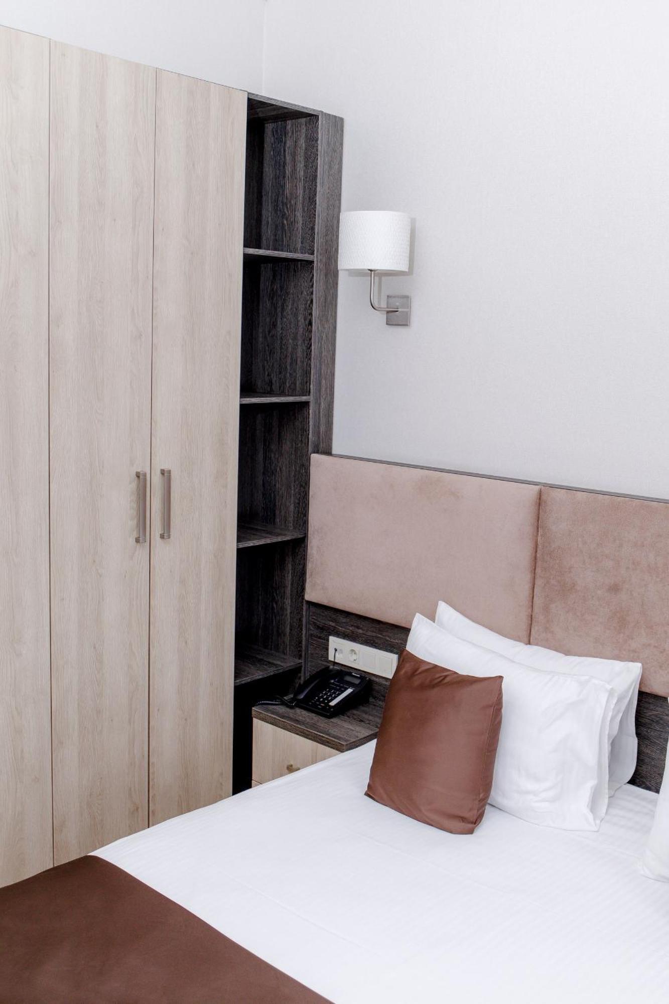 Infinity Plaza Hotel Atyraū Zewnętrze zdjęcie