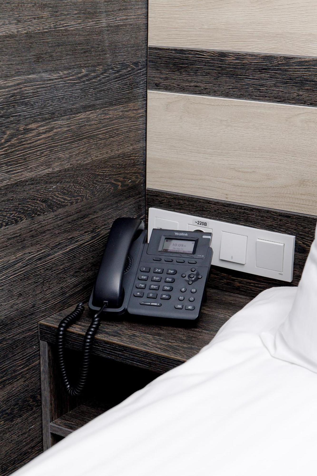 Infinity Plaza Hotel Atyraū Zewnętrze zdjęcie